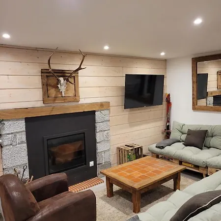 Les 4 Etoiles De Maee בית נופש